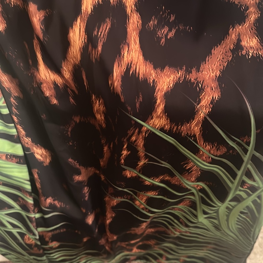 🐆Gorgeous Satin Leopard Jungle print Gown NEW sz Small 🐆 - Picture 6 of 6